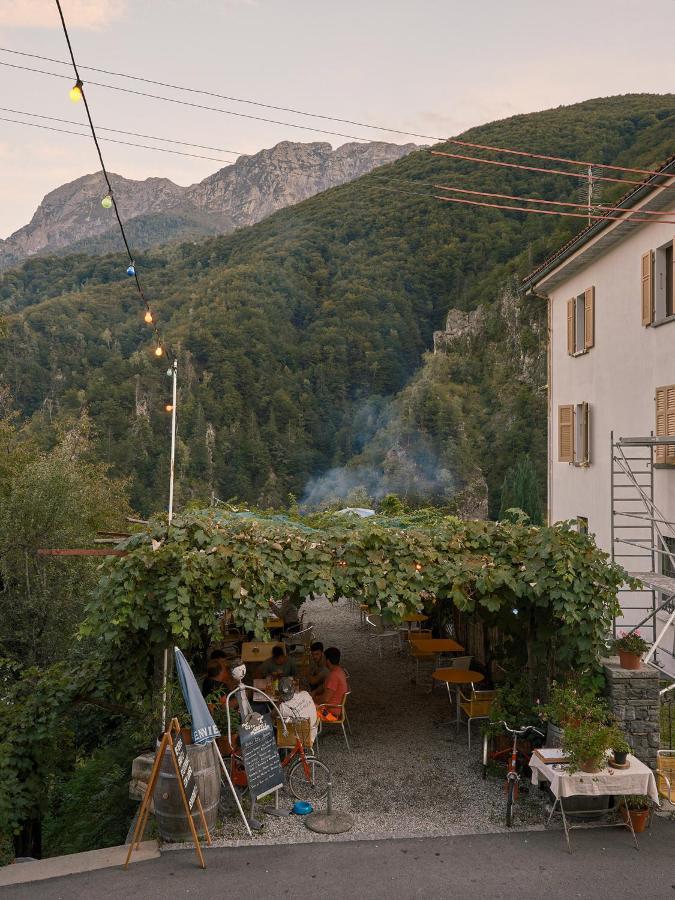 Osteria Grütli con alloggio Borgnone Exterior foto