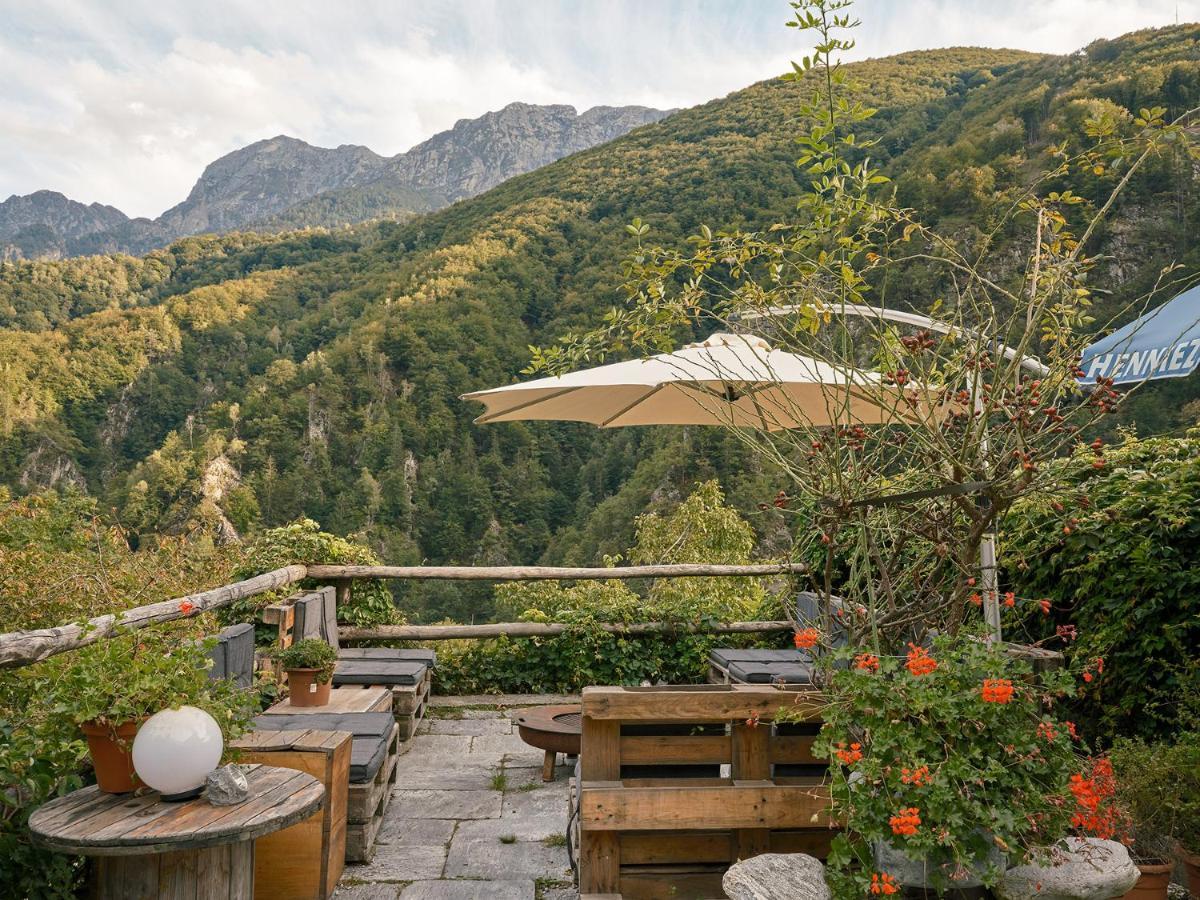 Osteria Grütli con alloggio Borgnone Exterior foto